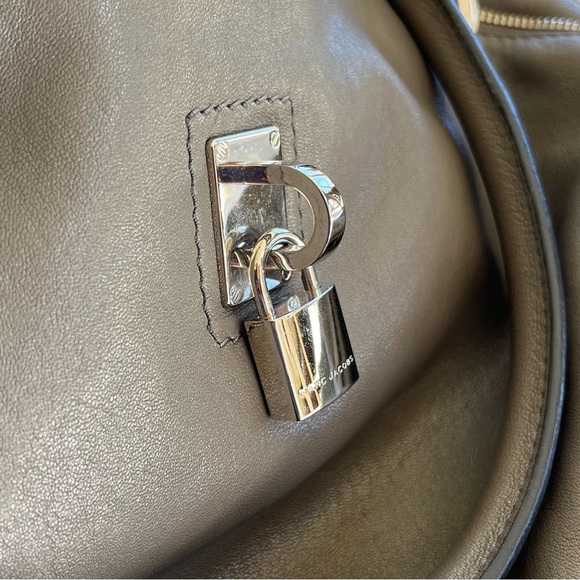 SOLD❗️ Marc Jacobs Paradise Rio Satchel Made in Italy Gray Moto Lambskin Leather - Picture 8 of 12